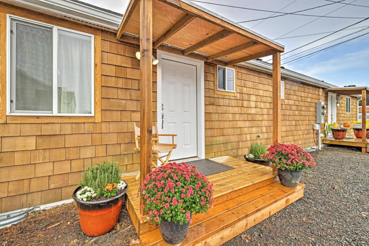 Duplex With Shared Yard - Near Long Beach! Exterior photo
